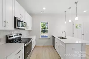 237 Gantt St, Mooresville, NC 28115 - Photo 6