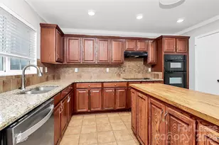 15611 Normans Landing Dr, Charlotte, NC 28273 - Photo 4