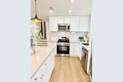 3524 Donovan Place #25, Charlotte, NC 28215 - Photo 8