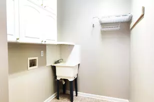 4482 Antelope Ln, Charlotte, NC 28269 - Photo 18