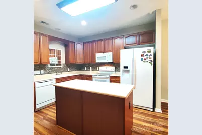 4482 Antelope Lane, Charlotte, NC 28269 - Photo 2