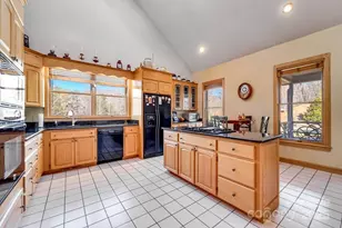 832 Asheville Hwy, Sylva, NC 28779 - Photo 14