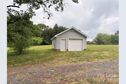 2590 Otis Dellinger Road, Lincolnton, NC 28092 - Photo 18