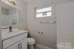 1229 Effingham Rd, Charlotte, NC 28208 - Photo 16