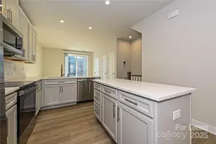 1470 Samuel St, Charlotte, NC 28206 - Photo 8