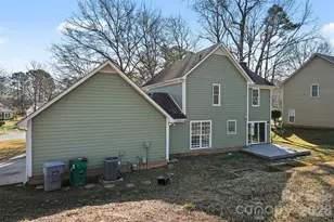 1635 Bear Mountain Rd, Charlotte, NC 28214 - Photo 26