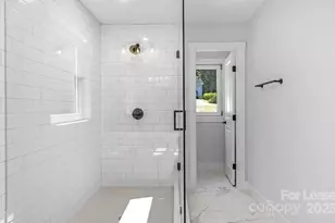 501 E Robinson St, Dallas, NC 28034 - Photo 6