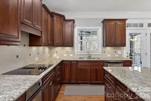 1237 Waynewood Dr, Waxhaw, NC 28173 - Photo 10