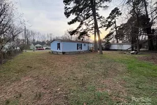 5518 Skycrest Dr, Charlotte, NC 28269 - Photo 10