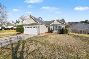 148 Rhyne Springs Rd, Mount Holly, NC 28120 - Photo 4