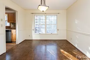 100 Wolf Shoals Dr, Hendersonville, NC 28739 - Photo 10