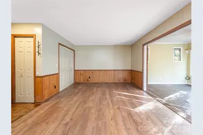 100 Wolf Shoals Drive, Hendersonville, NC 28739 - Photo 18