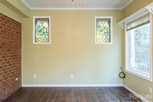 100 Wolf Shoals Dr, Hendersonville, NC 28739 - Photo 24