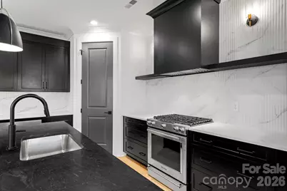 818 Yellowstone Drive, Charlotte, NC 28208 - Photo 10