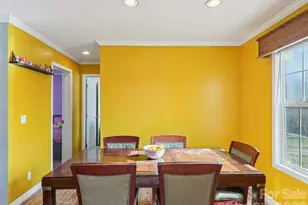 3195 N Clear Creek Rd, Hendersonville, NC 28792 - Photo 8