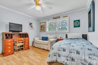 219 Raintree Drive, Hendersonville, NC 28791 - Photo 12