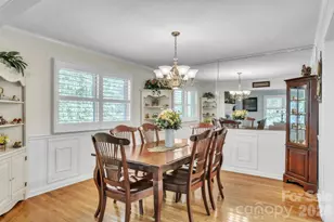 219 Raintree Dr, Hendersonville, NC 28791 - Photo 4