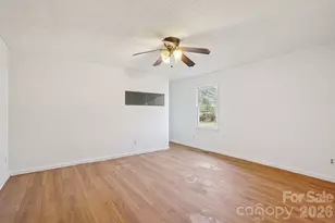 11000 Mallard Crossing Dr, Charlotte, NC 28262 - Photo 10