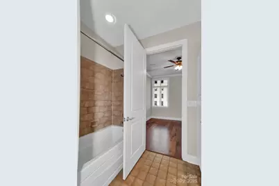 230 S Tryon Street, Charlotte, NC 28202 - Photo 28
