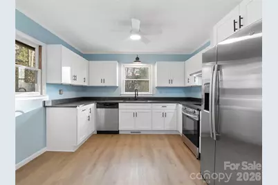 81 Fairview Heights, Waynesville, NC 28786 - Photo 8