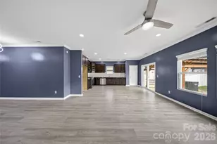 7802 Hereford St, Charlotte, NC 28213 - Photo 8