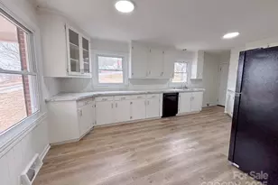 1117 Red St, Kannapolis, NC 28081 - Photo 6