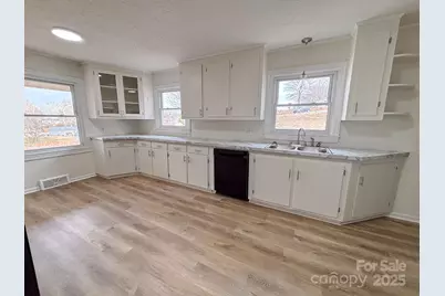 1117 Red Street, Kannapolis, NC 28081 - Photo 10