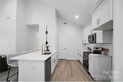 567 W 22nd Street, Kannapolis, NC 28081 - Photo 8