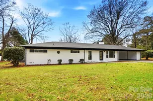 125A Forest Hills Dr, Monroe, NC 28112 - Photo 2