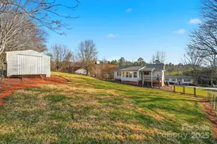 1007 Millbrook Pl SE, Lenoir, NC 28645 - Photo 40