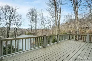 405 Kanasdatsi Dr, Brevard, NC 28712 - Photo 22