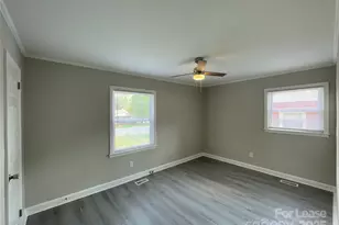 1607 Russell Ave, Charlotte, NC 28216 - Photo 12