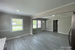 1607 Russell Ave, Charlotte, NC 28216 - Photo 4