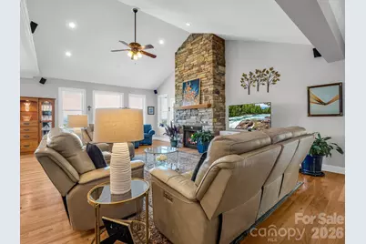 71 Carriage Highlands Court, Hendersonville, NC 28791 - Photo 4