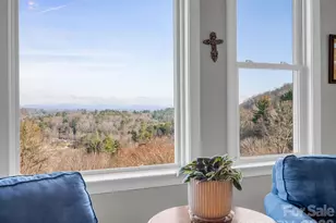 71 Carriage Highlands Ct, Hendersonville, NC 28791 - Photo 14