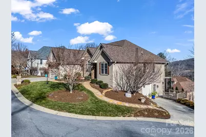 71 Carriage Highlands Court, Hendersonville, NC 28791 - Photo 2