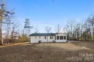 1045 Elizabeth Dr, Dallas, NC 28034 - Photo 38