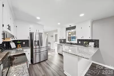 1045 Elizabeth Drive, Dallas, NC 28034 - Photo 10