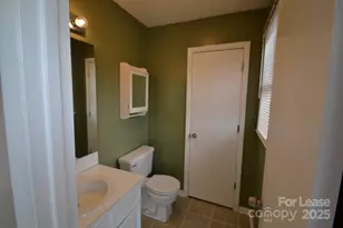 2050 35th St NE, Hickory, NC 28601 - Photo 6