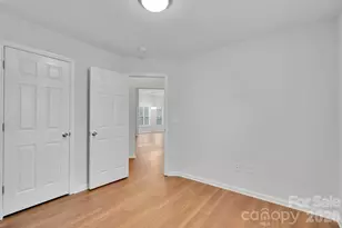 311 Margaret Kelly Ct, Charlotte, NC 28216 - Photo 28