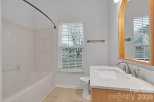 311 Margaret Kelly Ct, Charlotte, NC 28216 - Photo 26