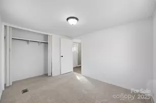 777 Pollys Cir, York, SC 29745 - Photo 16