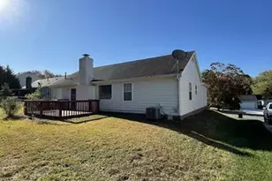 2109 Heather Glen Ln, Charlotte, NC 28208 - Photo 16