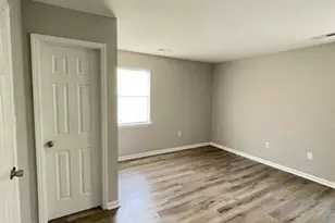 2109 Heather Glen Ln, Charlotte, NC 28208 - Photo 8