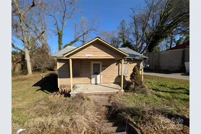 310 W Floyd Baker Boulevard, Gaffney, SC 29341 - Photo 2