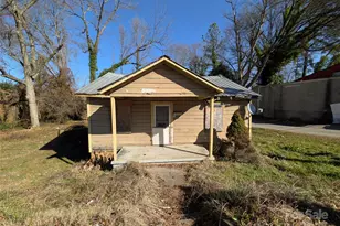 310 W Floyd Baker Blvd, Gaffney, SC 29341 - Photo 2