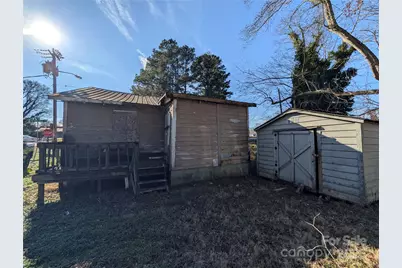 310 W Floyd Baker Boulevard, Gaffney, SC 29341 - Photo 8