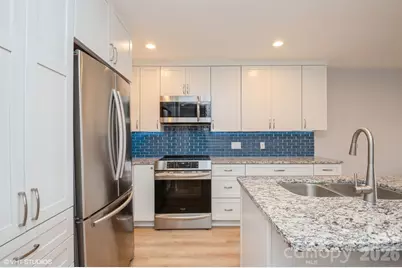 13822 Queens Harbor Road #H, Charlotte, NC 28278 - Photo 2