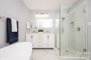 13822 Queens Harbor Rd, Charlotte, NC 28278 - Photo 18