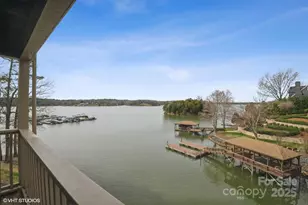 13822 Queens Harbor Rd, Charlotte, NC 28278 - Photo 2